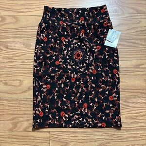 NEW Lularoe Cassie Small